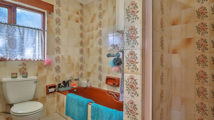 3 Bedroom Property for Sale in Stilbaai Wes Western Cape